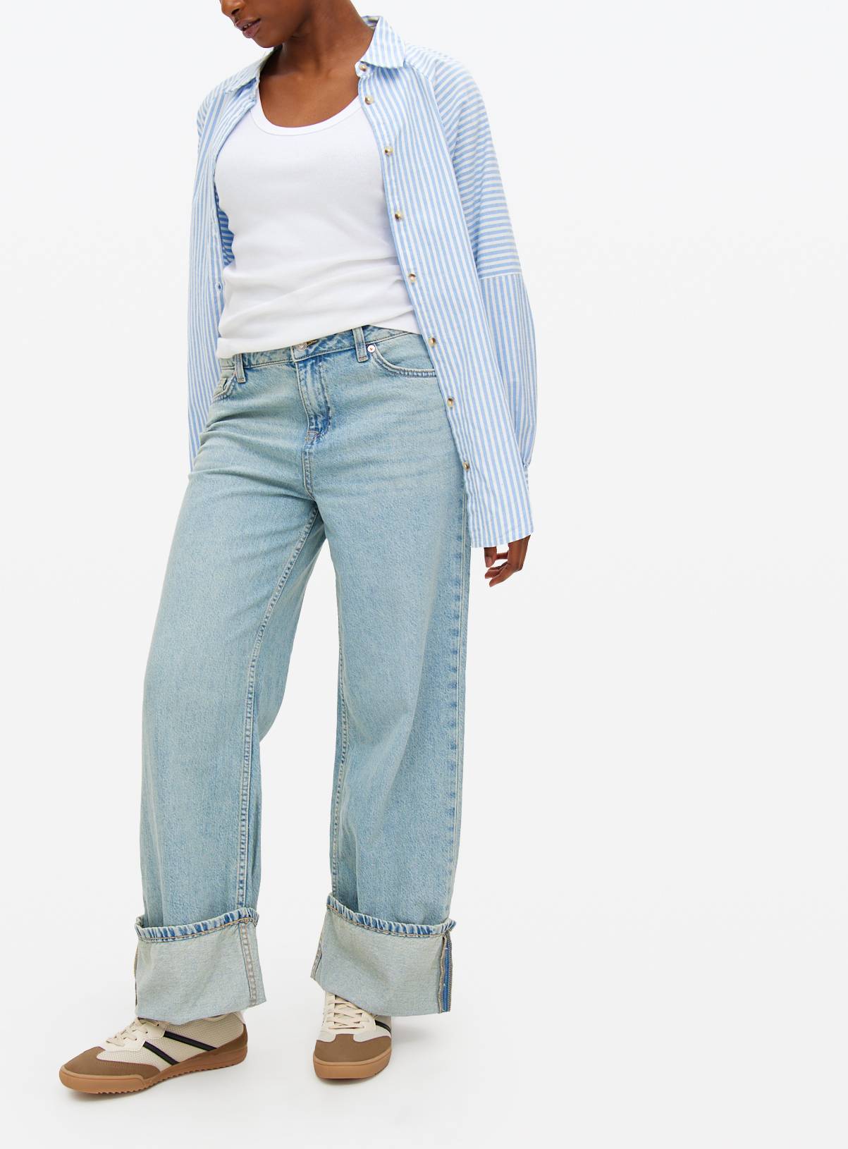 Light Wash Baggy Wide Leg Turn Up Hem Denim Jeans  14R - Image 2
